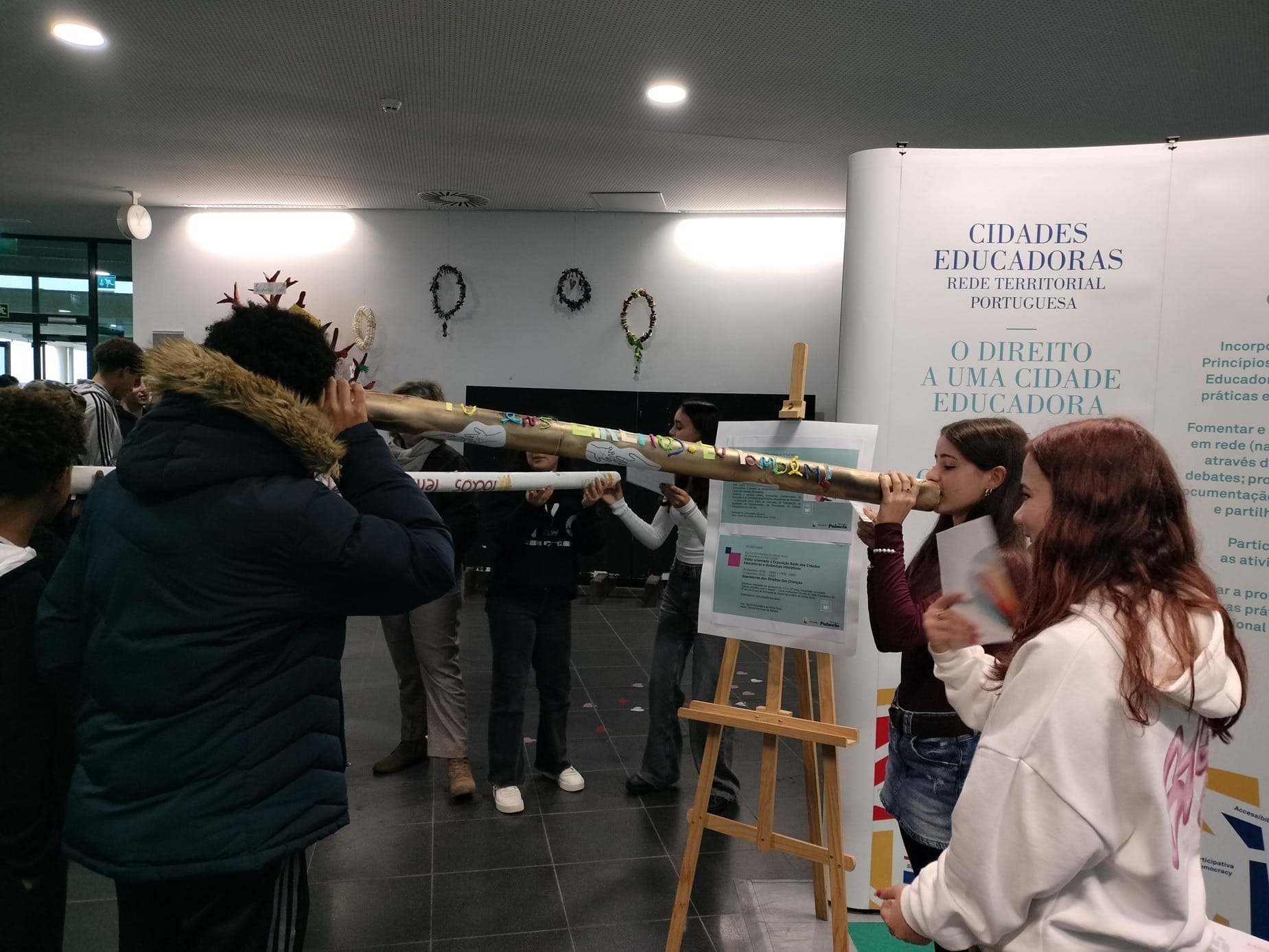 Palmela recebe exposição “Rede das Cidades Educadoras” até 15 de dezembro