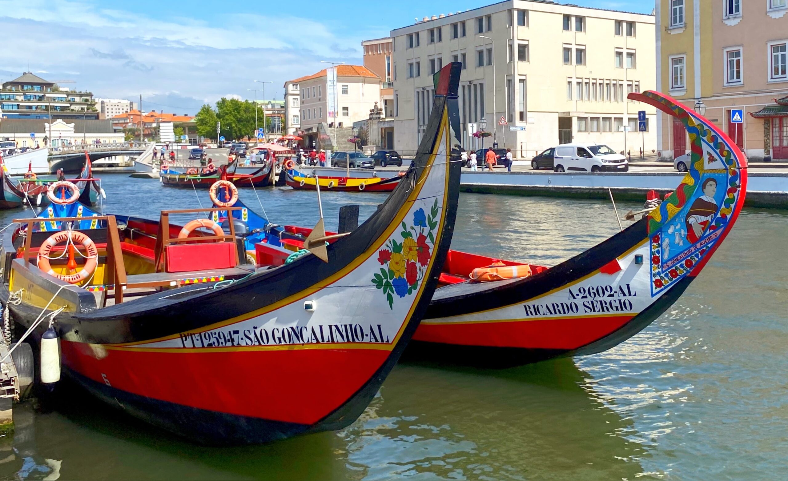 Aveiro “procura” monumento ao Barco Moliceiro