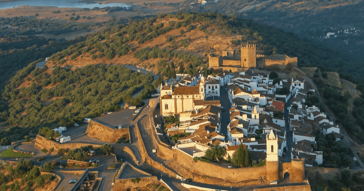 Monsaraz, a vila medieval com vista para o Alqueva