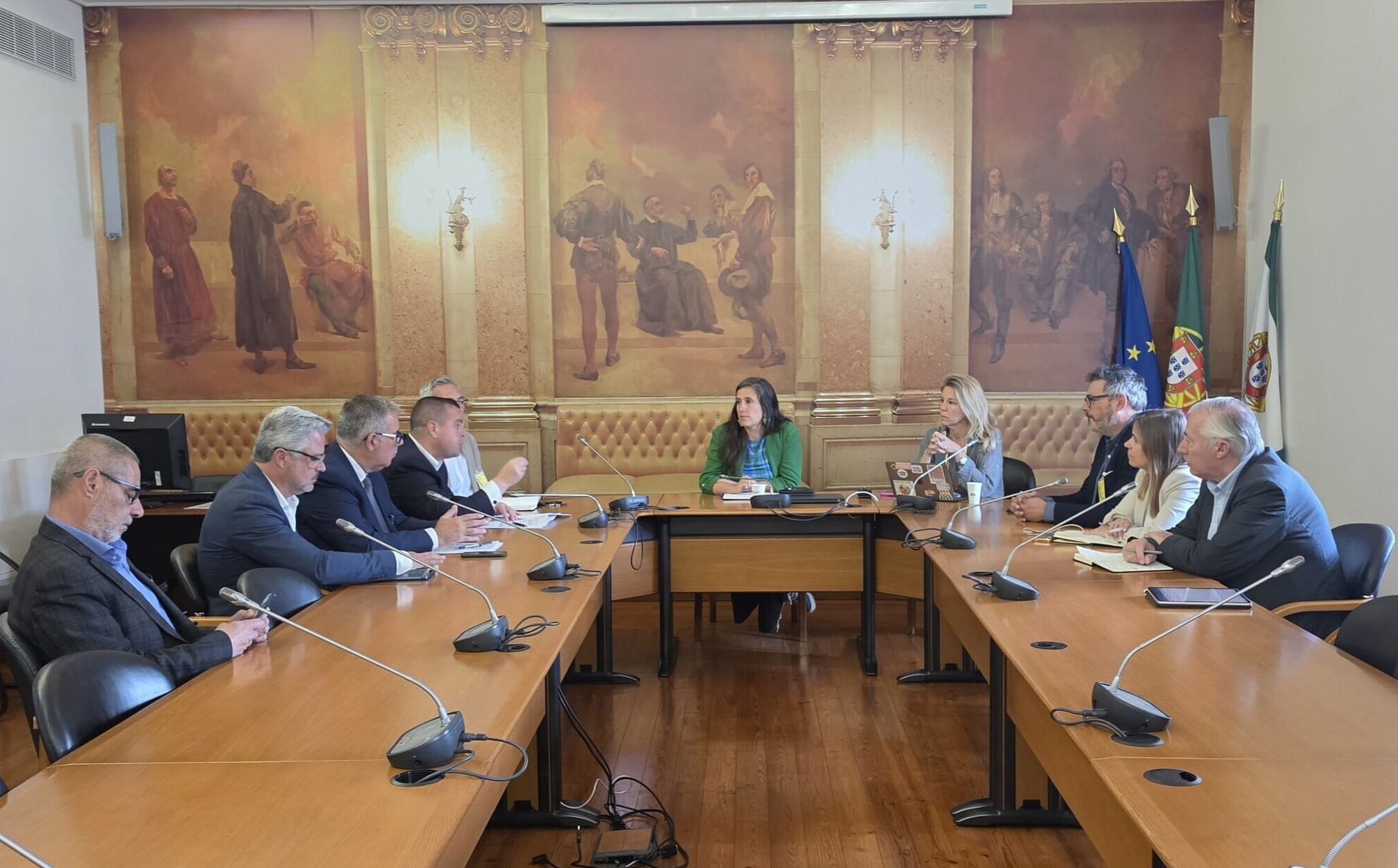 Autarcas de Vila Franca e da região de Setúbal fazem-se ouvir aos partidos