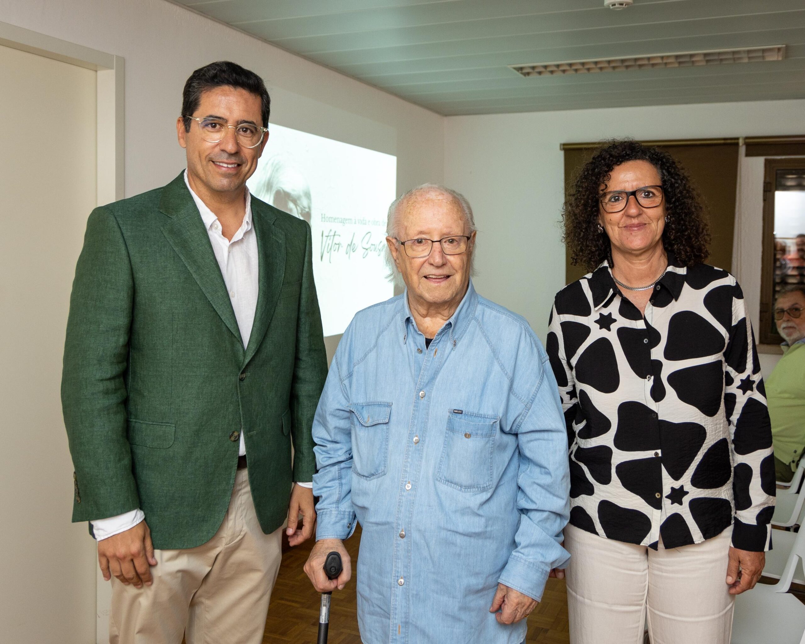 Albufeira homenageia fotógrafo Vítor de Sousa com exposição no Arquivo Histórico