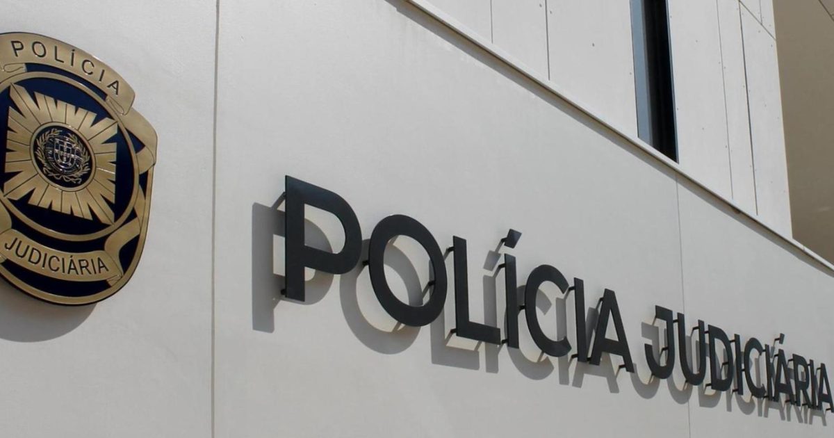 Assalto a carrinha de valores no Seixal termina com fuga e roubo de 10 mil euros