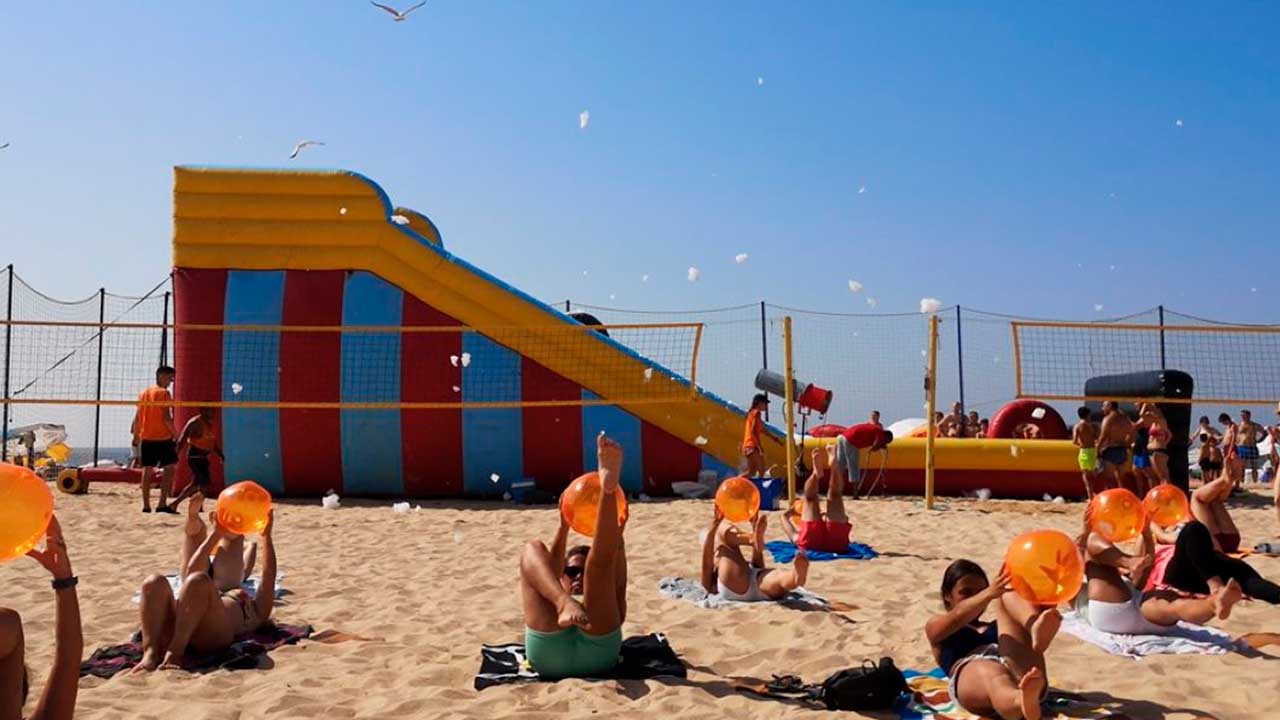 Yoga, zumba e pilates grátis: Armação de Pêra oferece aulas à beira-mar