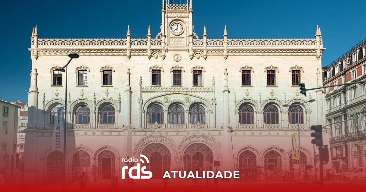 Praça do Rossio, em Lisboa, local do acampamento pelo direito à habitação